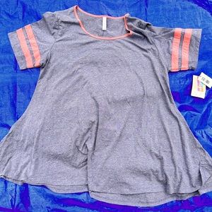 3XL Heather blue and pink LuLaRoe Tshirt